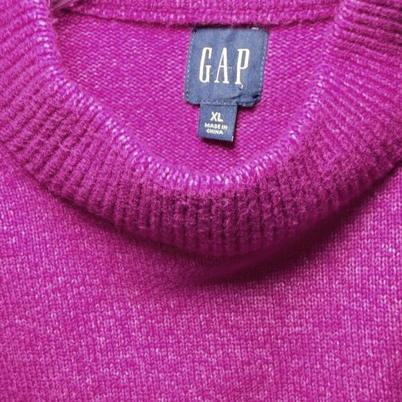 GAP Fuzzy Oversized Crewneck Sweater - Picture 5 of 5